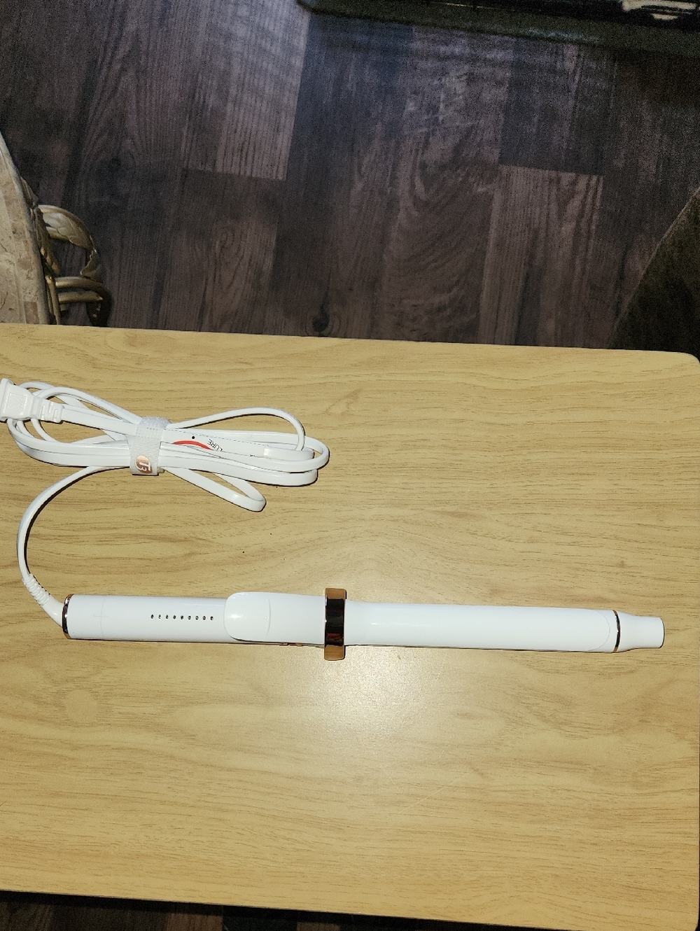 T3 White and Rose Gold Singlepass Curl X Curling Iron - Picture 2 of 9